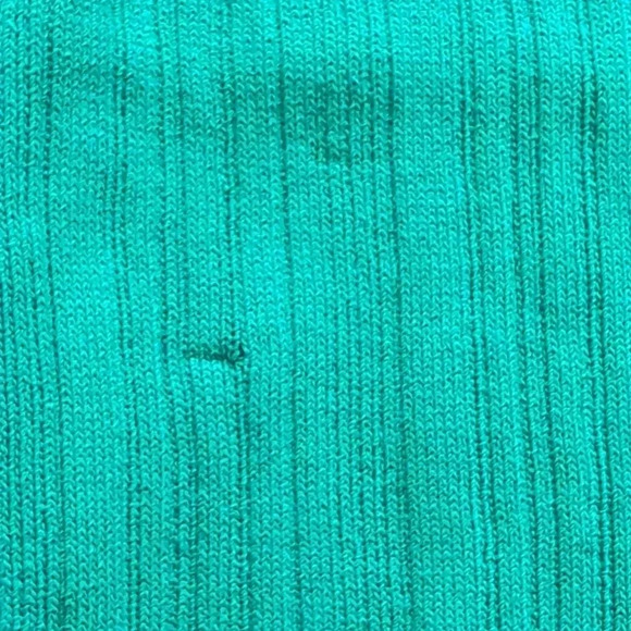 Green Top - Picture 5 of 7